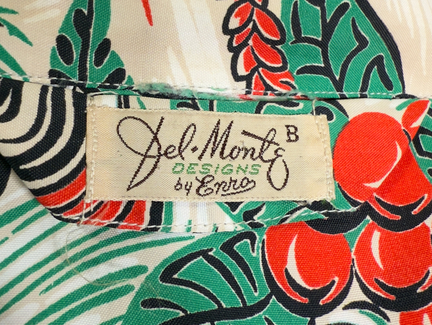 1940s Del Monte Designs By Enro Rayon Hawaiian Print Shirt