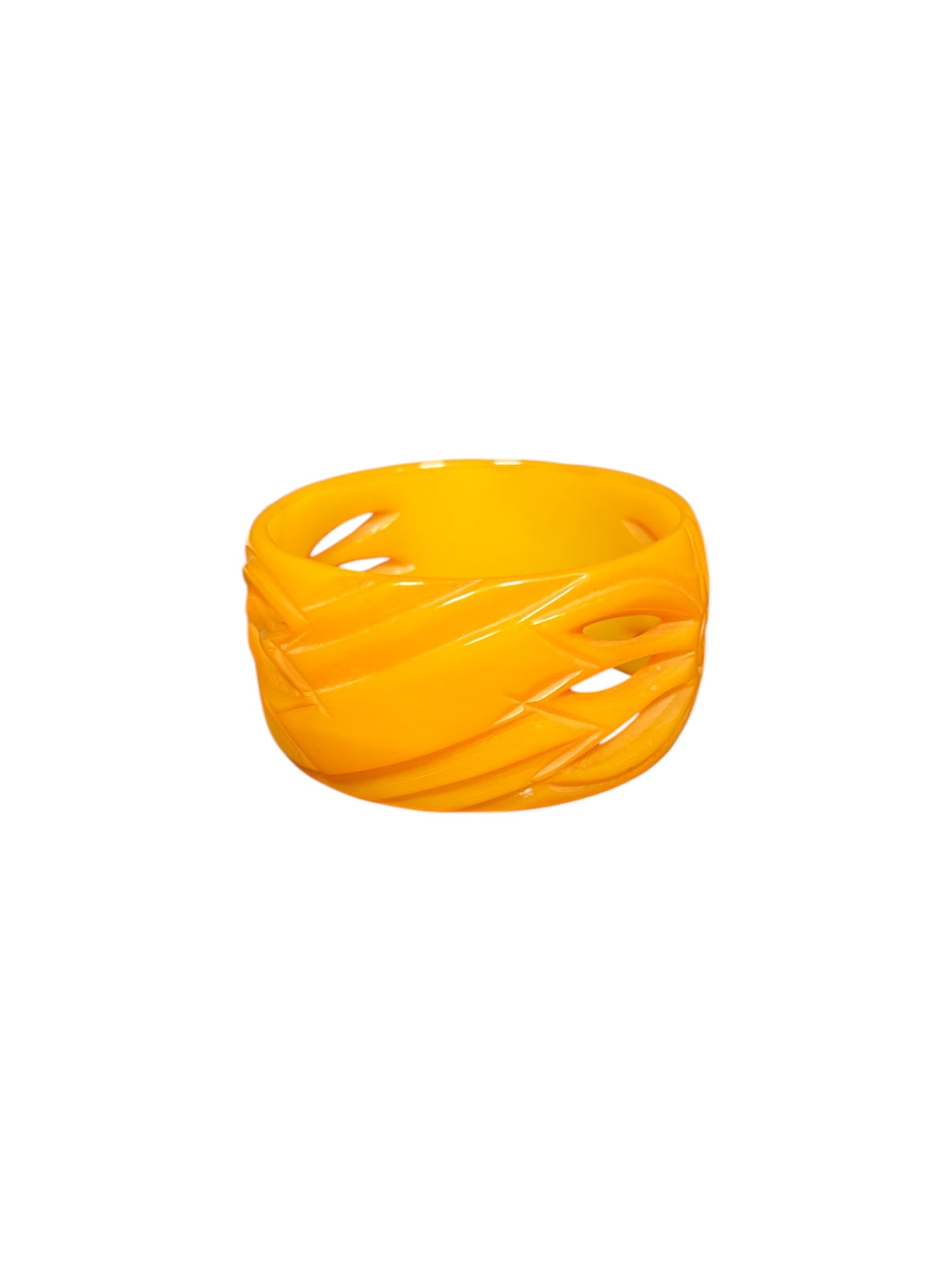 30s Bakelite Bangle