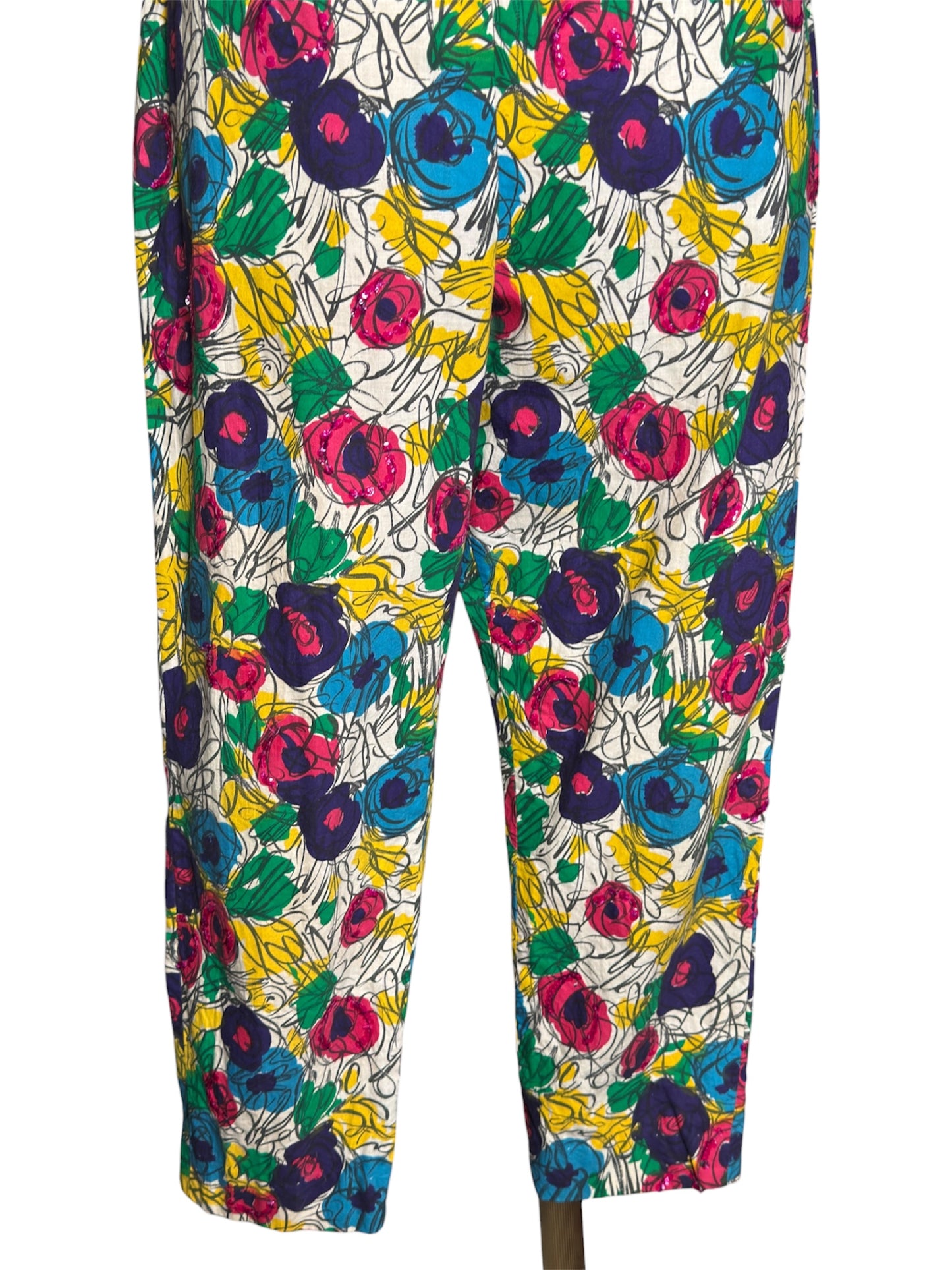 1950s High Waisted Floral Print Sequined Capri Pants