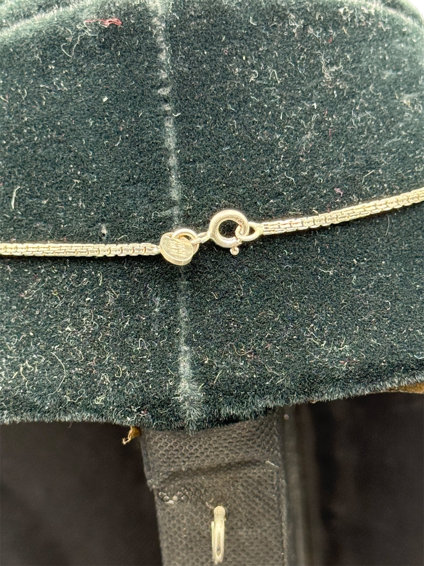 Vintage Green Turquoise Pendant Necklace With Sterling Silver 925 Floral Setting