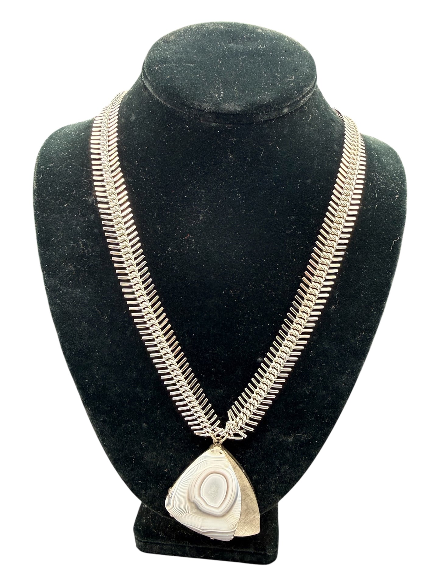 Vintage Sterling Silver White Botswana Agate Fish Bone Chain Pendant Necklace