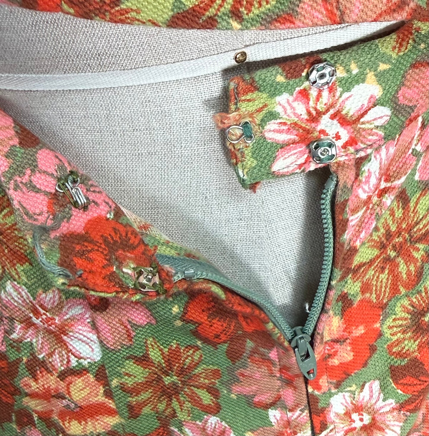 1960s Tanner by Dorthy Cox 2 Piece Floral Set