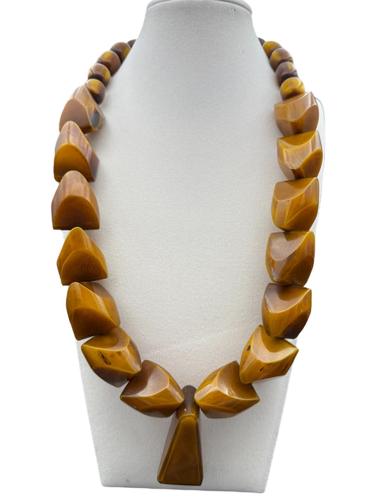 Bakelite Pendant Necklace