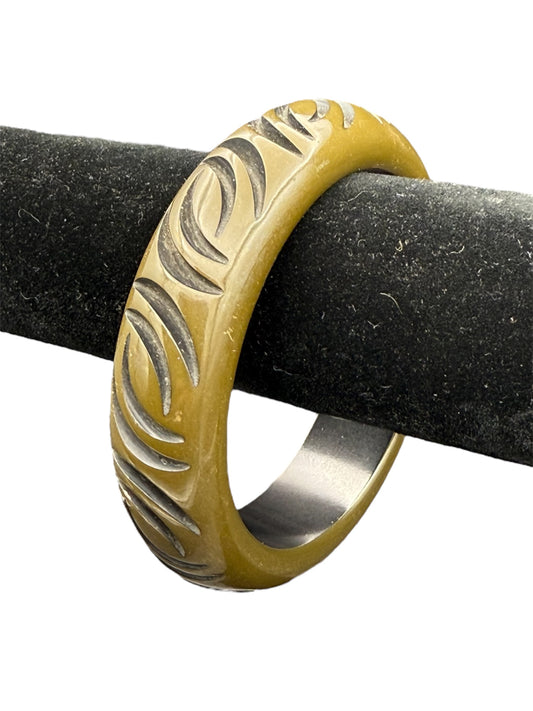 Bakelite Bangle Carved Green