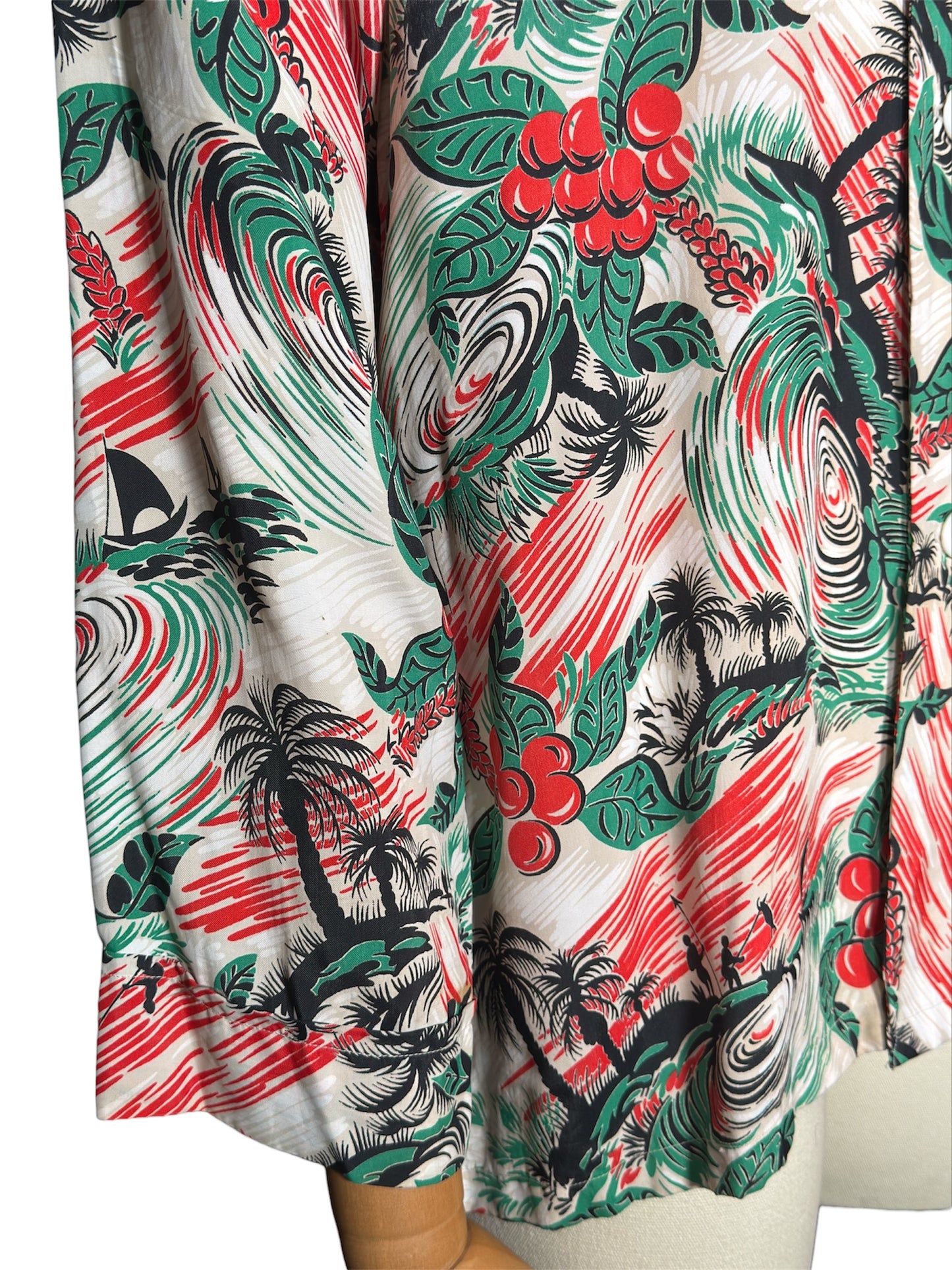 1940s Del Monte Designs By Enro Rayon Hawaiian Print Shirt