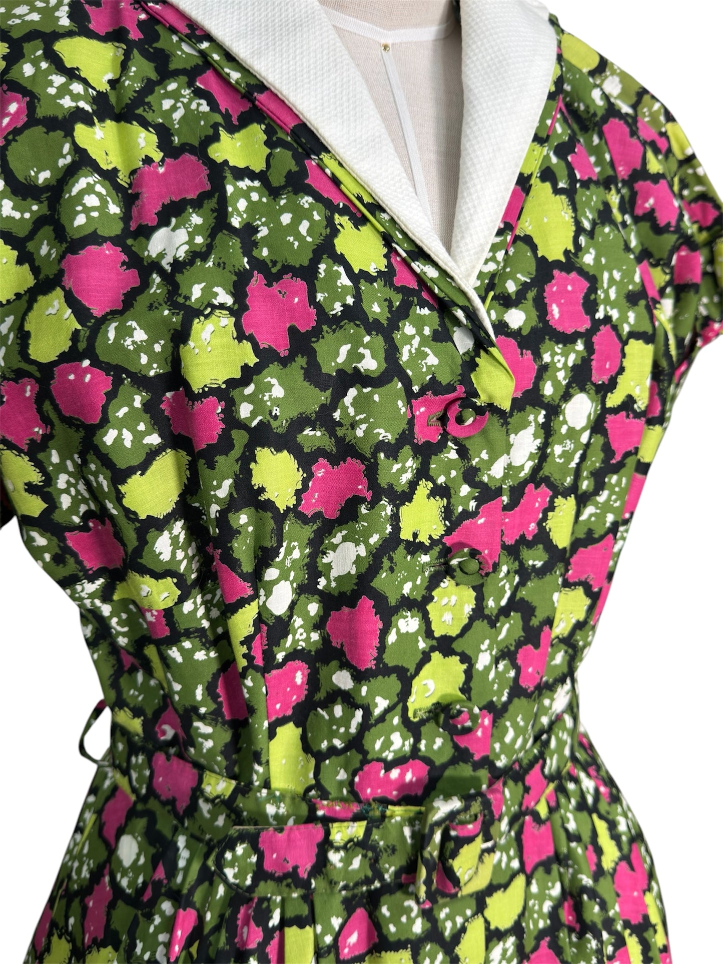1940s/1950s Belted Geometric Green and Pink Circle Skirt Dress